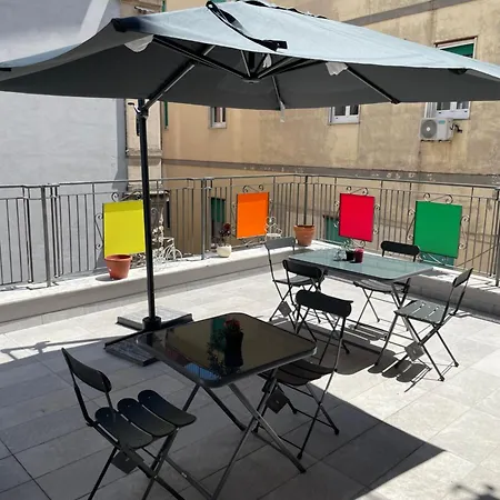 La Bella Terrazza A Materdei * Napels